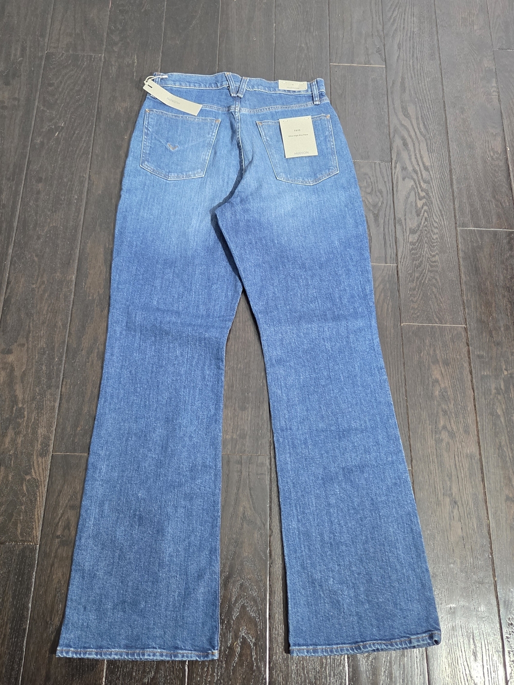 HUDSON Women's Faye Ultra High Rise Flare Jean Size 30 Luminous Wash NEW